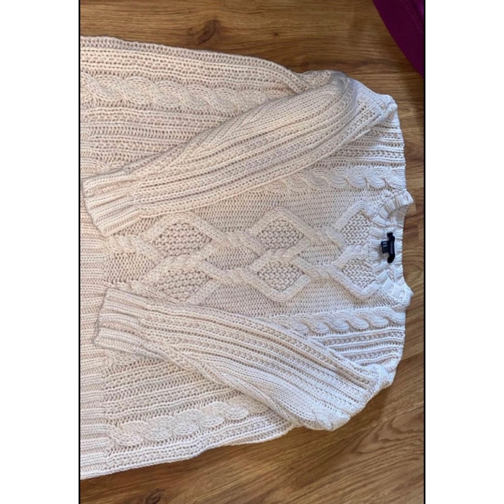 Light pink Forever 21 sweater